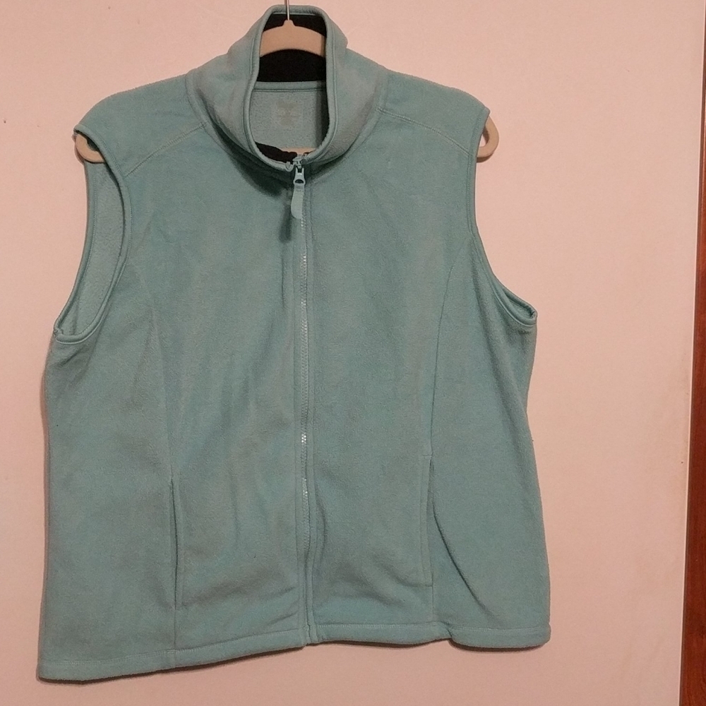 JC Penney Fleece Zip Vest - Aqua Blue - size Large